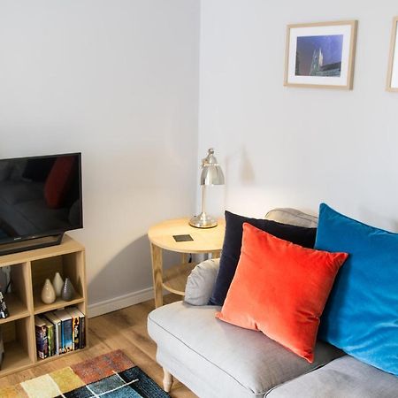 Apartamento Shaftesbury Modern Annexe Exterior foto